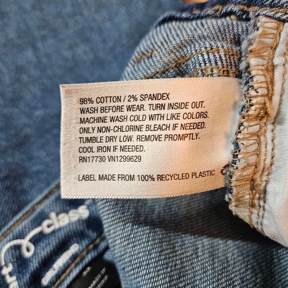 Art Class Girl's Size 6X Distressed Raw Hem Girlfriend Jeans - Picture 3 of 4